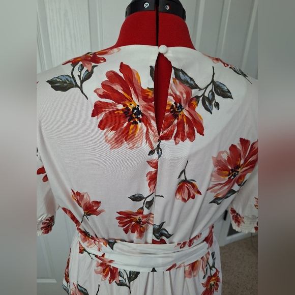 Floral Wrap Blouse with Belt - Picture 3 of 12
